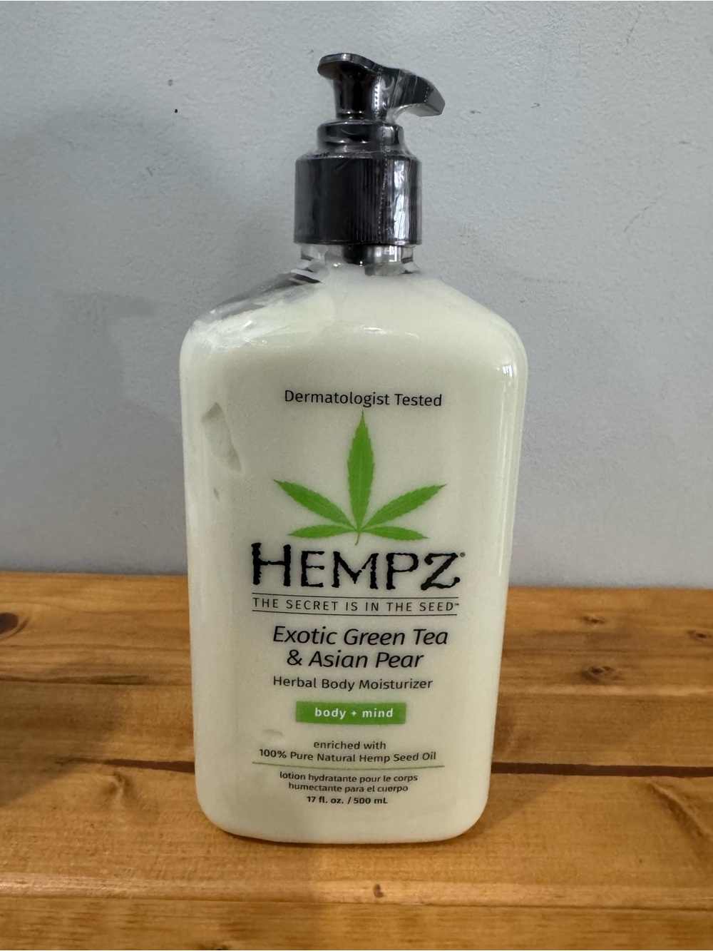 Hempz Exotic Green Tea & Asian Pear Herbal Body Moisturizer